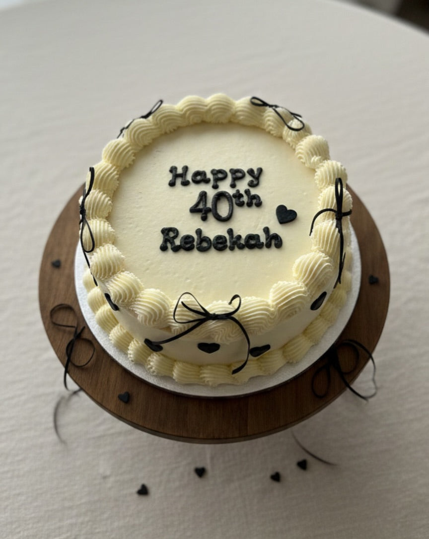 Birthday Girl Bow Cake by La Sura Bakery, photo 2