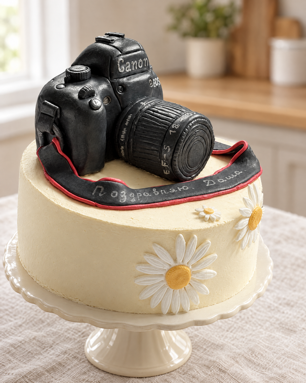 Camera Cake by La Sura Bakery, photo 2