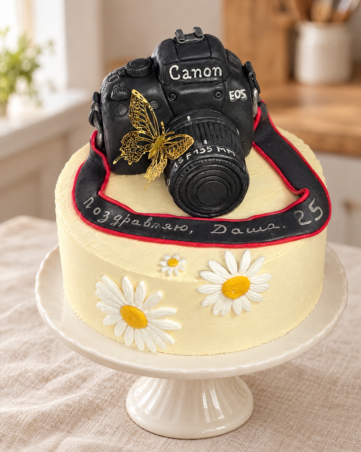 Camera Cake by La Sura Bakery, photo 3