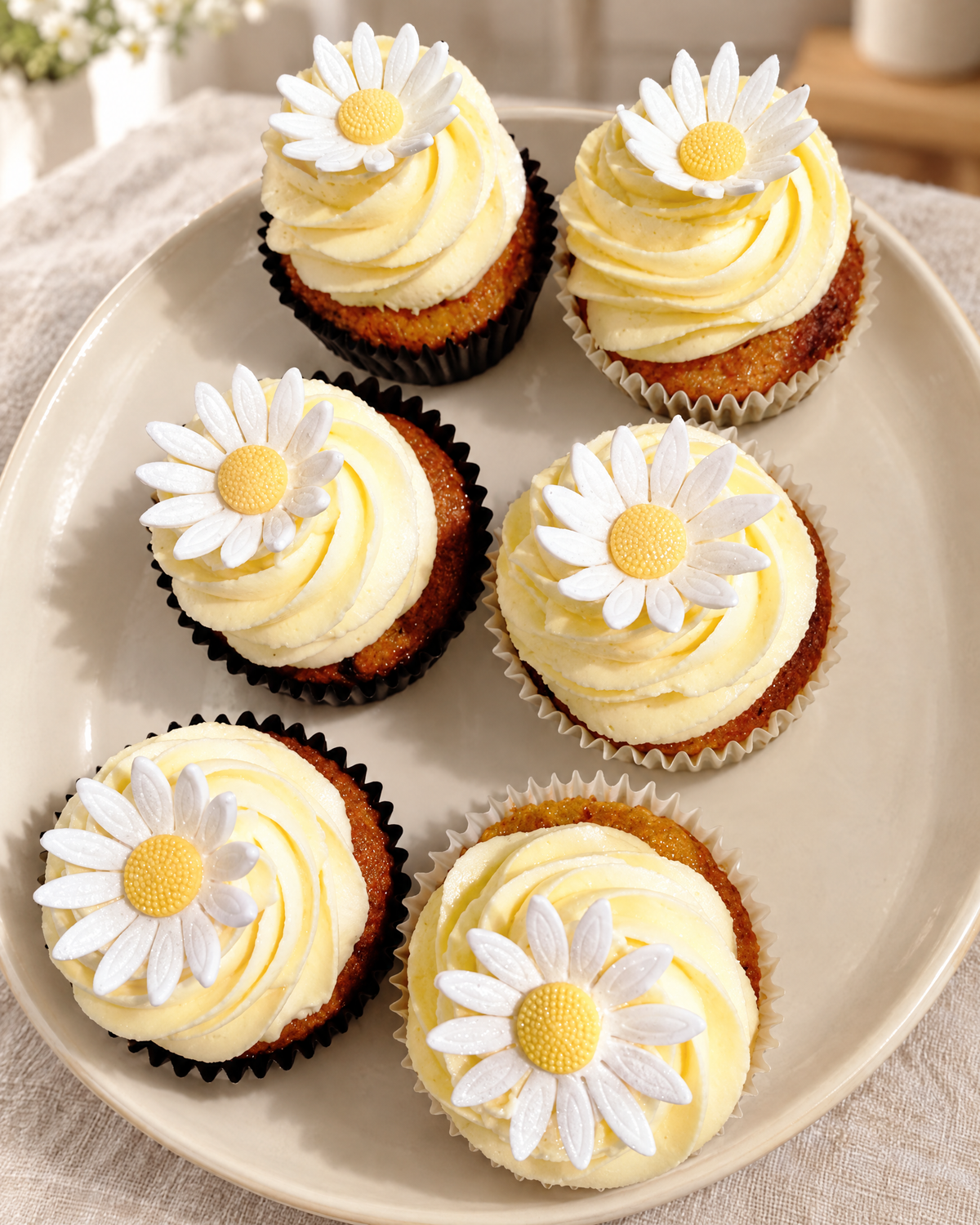 Daisy Cupcakes by La Sura Bakery