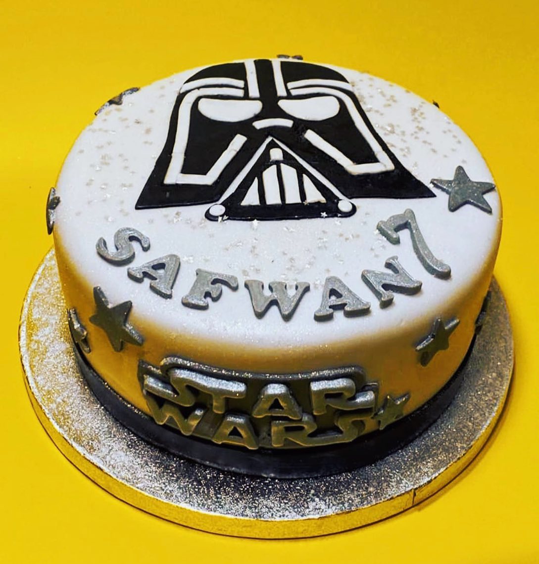 Space Villain Helmet Cake by La Sura Bakery
